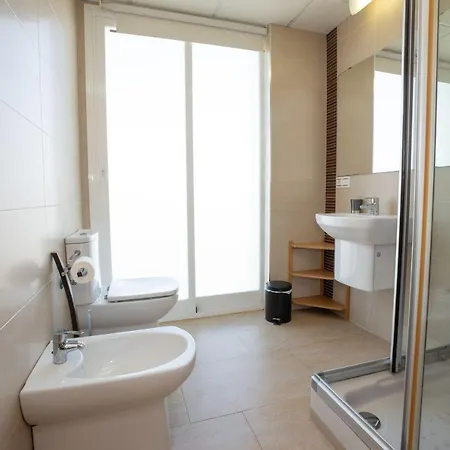 Plaza Espana, Paseo Nuevo 2b2d Menyber Appartement